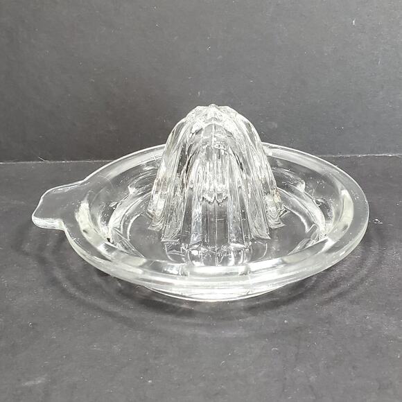Citrus Reamer Clear Ribbed Glass Juicer with Thumb Tab Handle Vtg - Picture 1 of 12